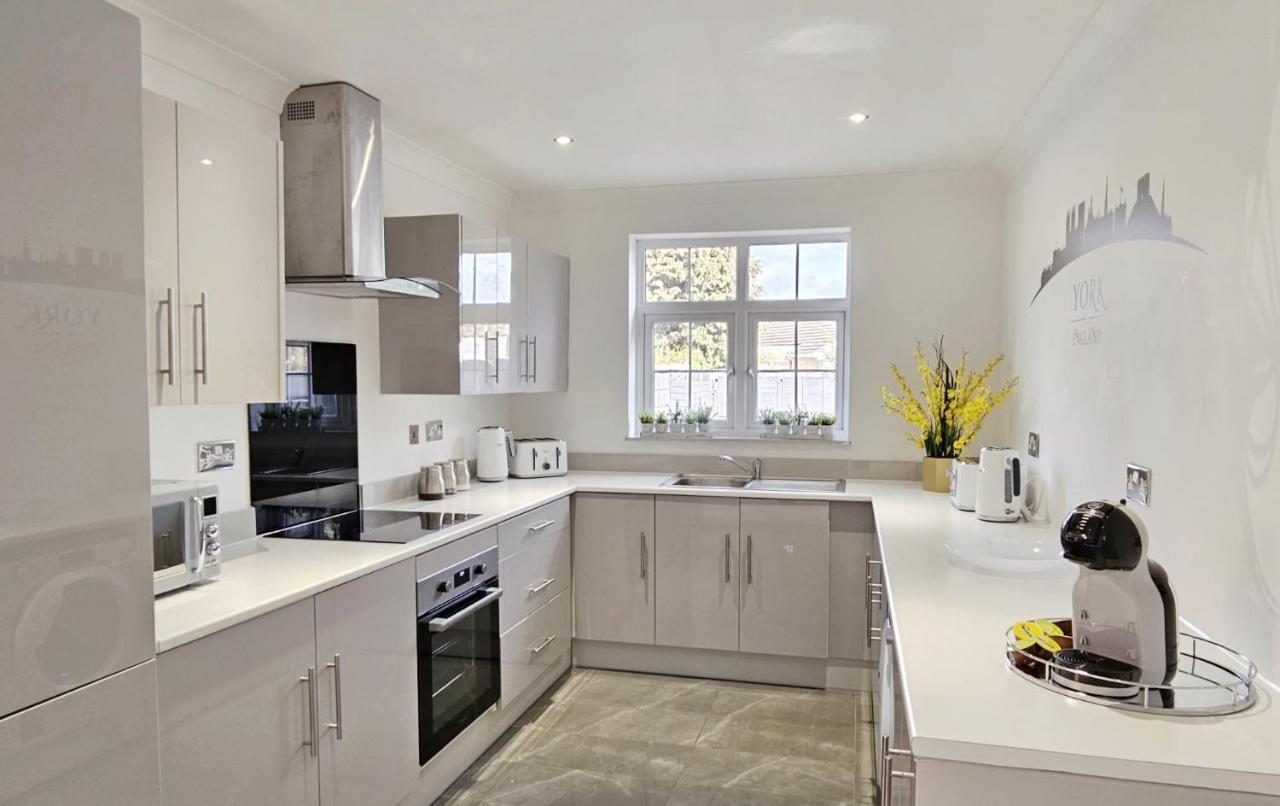 Racecourse Retreat * York